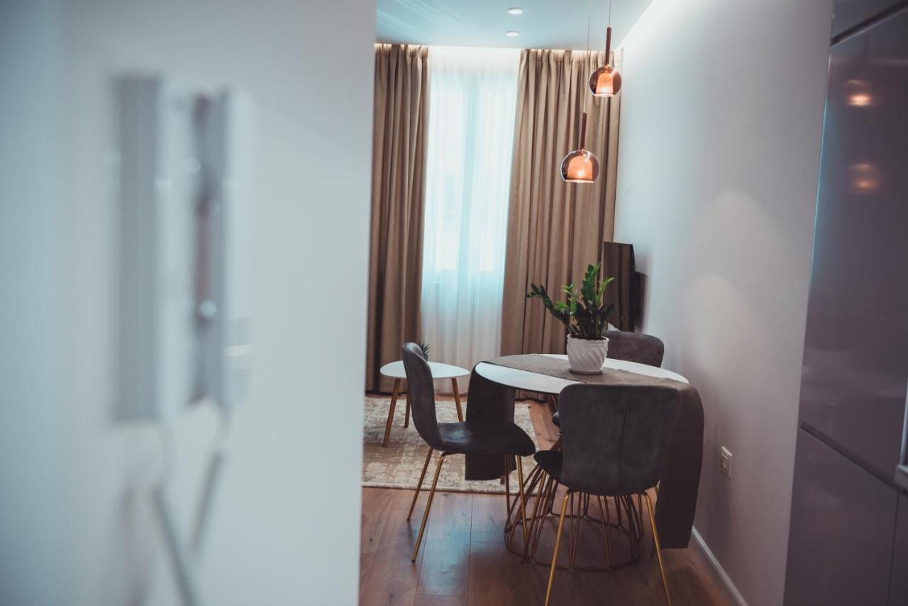 Tam Serviced Apartment City Center No2 地拉那 外观 照片